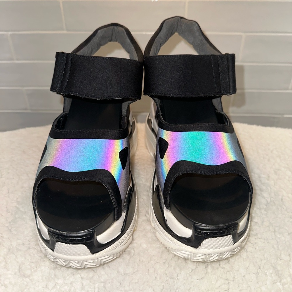 Holographic Platform Sandals - Picture 2 of 7